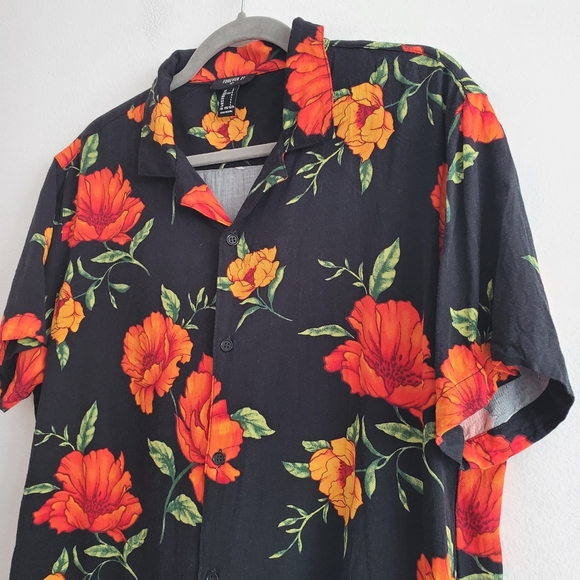 Forever 21 Men Black Orange Floral Button Up Casual Short Sleeve Shirt - Picture 4 of 6